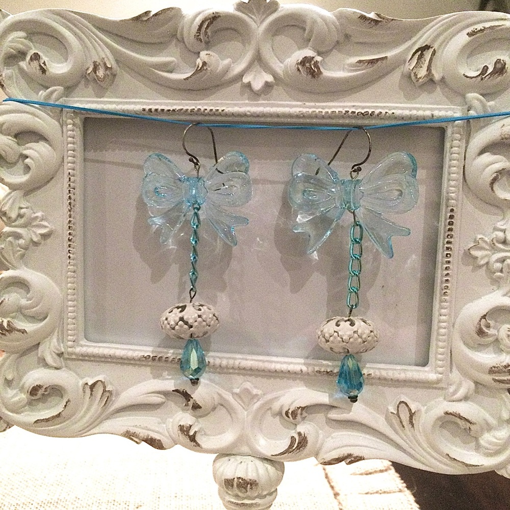 Earrings - Parisian Bows